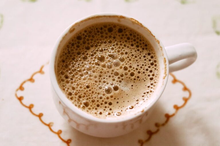 Free stock photo of aesthetic coffee, aromatic coffee, beverage cup